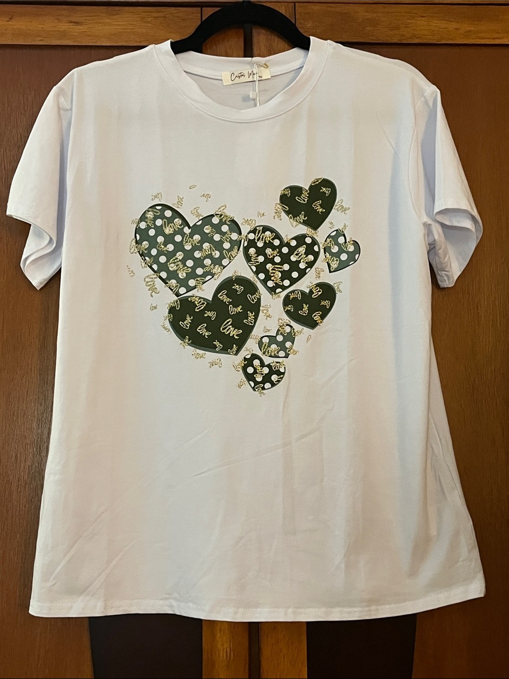 #23 - NWT T-Shirt w/A Variety of Green Hearts w/LOVE Script in Gold Glitter